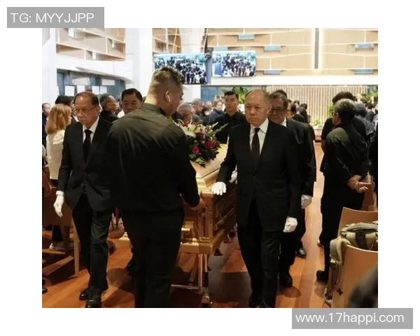 足球明星出席葬礼感人视频引发网友热议展现深厚友情与哀悼之情