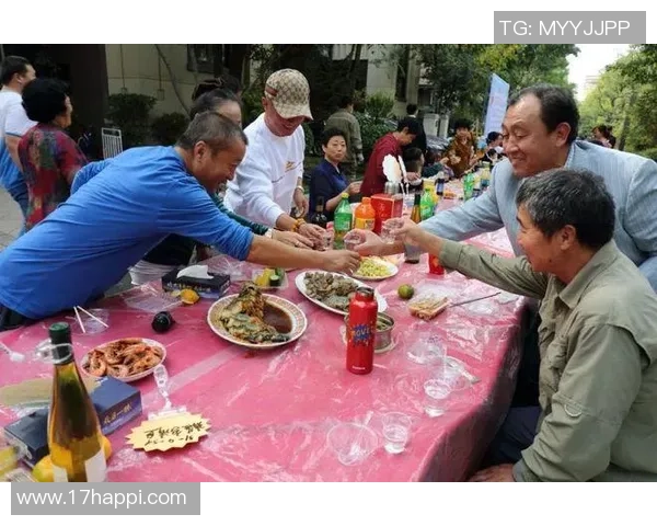 足球明星欢聚一堂碰杯庆祝精彩瞬间视频回顾